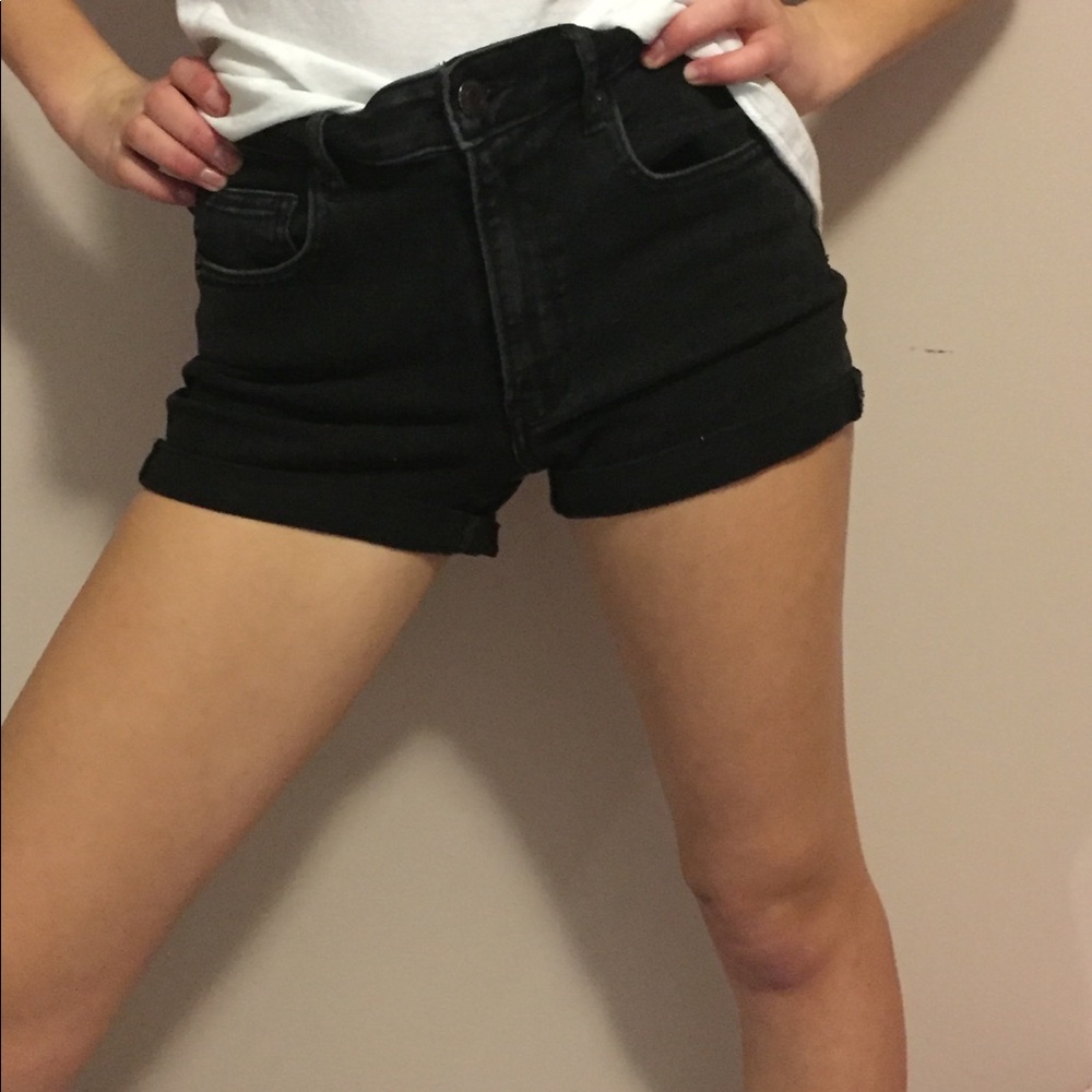American Eagle Super Hi-Rise Shorties